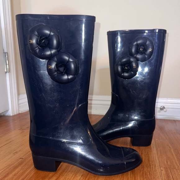 Iconic Chanel Rain boots with CC flowers size 41 - Picture 6 of 7